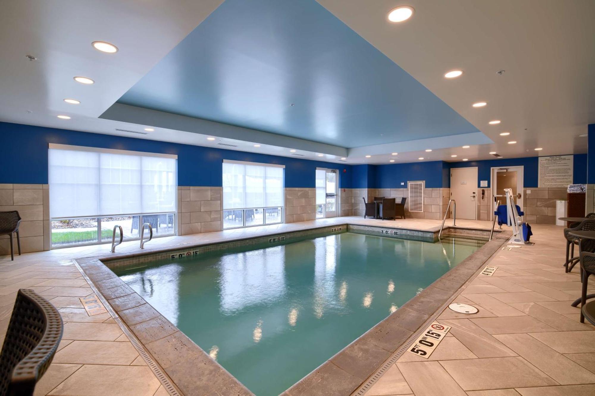 Hampton Inn Lincoln White Mountains エクステリア 写真