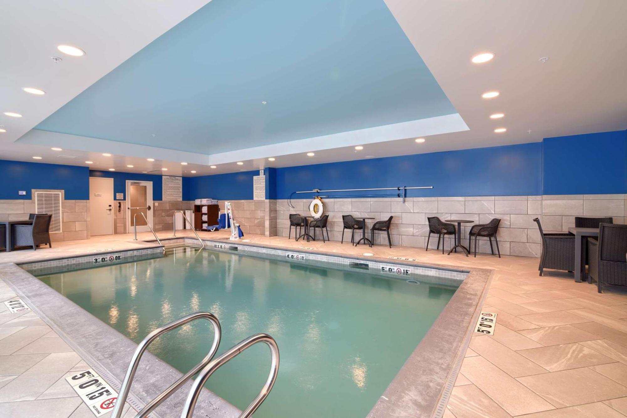 Hampton Inn Lincoln White Mountains エクステリア 写真